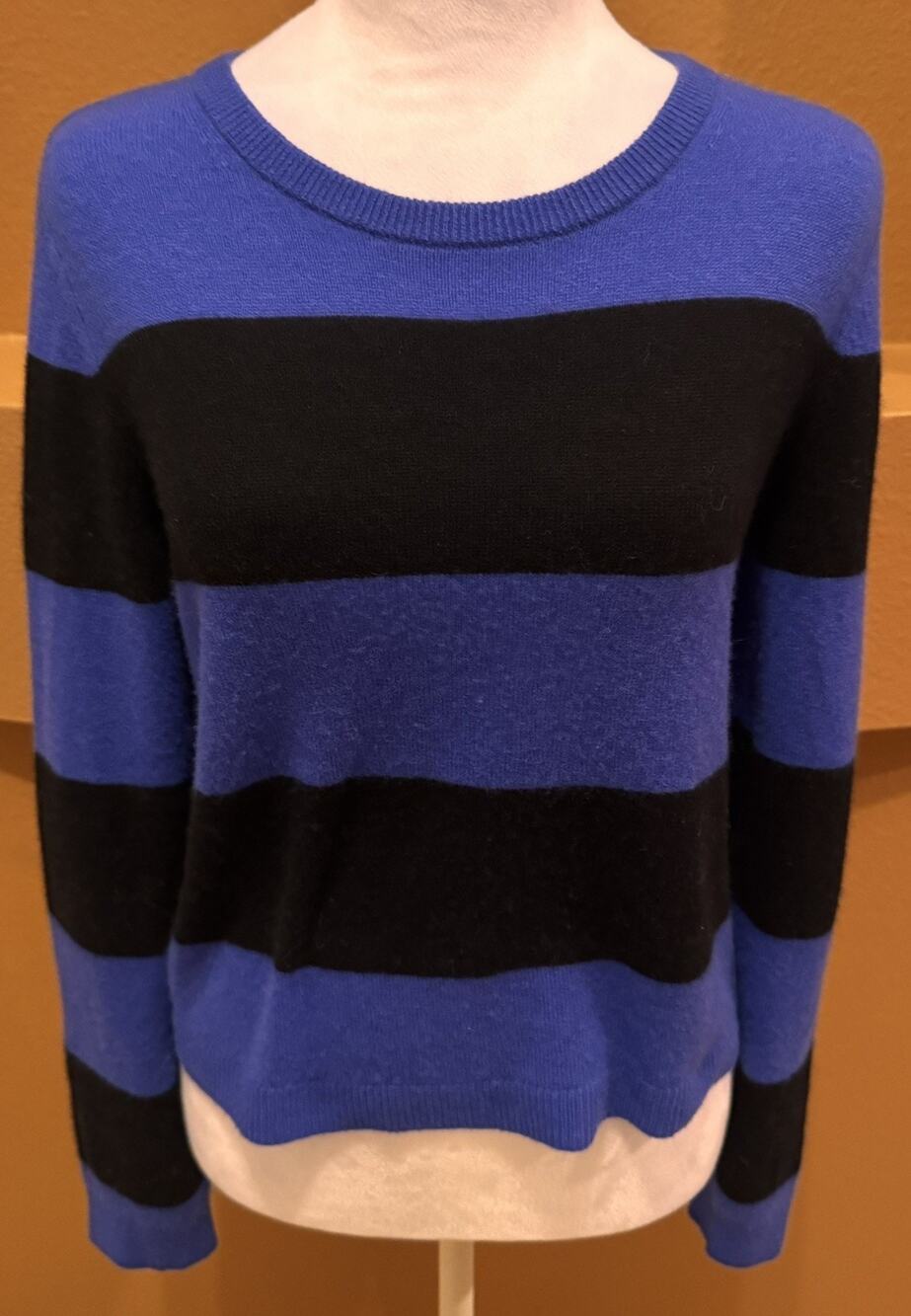Alice + Olivia Womens Black Sapphire Blue Striped Sweater 99% Cashmere Size M